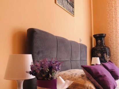 Палац Потоцьких центр оперний 2 ізольовані спальні. Балкон. Парковка. Львів