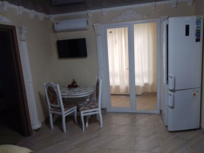 Здаю квартиру посуточно почасово адрес третья слобидська 107/2 Миколаїв