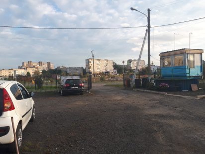 Здам торгову площадку Нововолынск