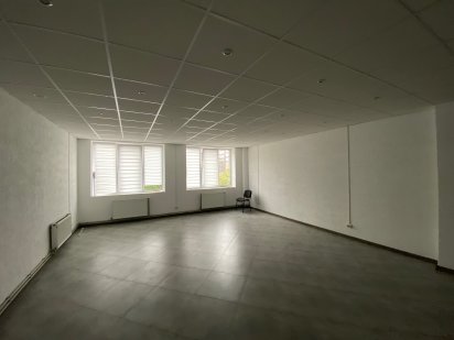 Оренда офісу , 40 кв.м , м.Стрий , вул.Нижанківського Стрый