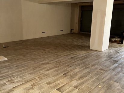 Сдам помещение под клинику ,салон , офис Українка