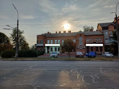 52м2 в центрі на фасаді б-ру Олександрійського