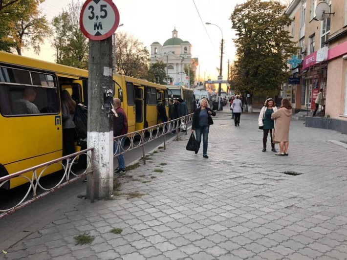 Аренда 93м. Центр МЕГА-ТРАФИК - фото 1