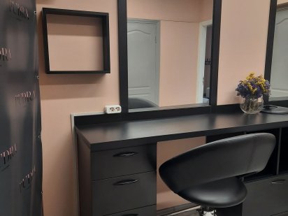 Оренда перукарського місця Вишневое