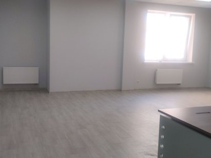 Здам комерційне приміщення, офіс, студія 65 квадратів. Петлюри. Бровари