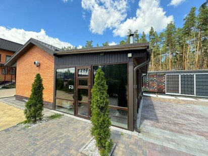 Приміщення з ремонтом, фасад Варшавської траси! Буча