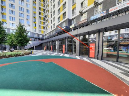 Комерція 140м2 з власним сховищем. Університетська Ирпень