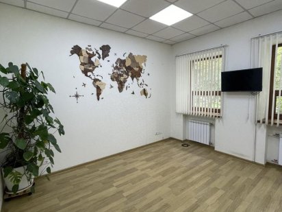 Оренда (аренда) офісу, червона лінія, центр, без комісії Кременчук