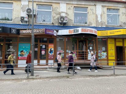 Оренда фасадного приміщення по вул. Сенаторки Левчанівської Луцьк