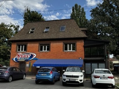 Продаж комерційної нерухомості,окрема будівля 533 м2 центр. Полтава