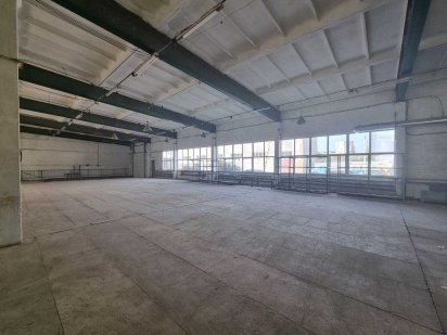 Оренда складу 1000м2 + рампа в центральній частині міста Полтава