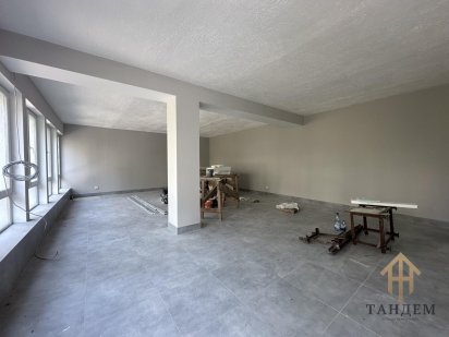 Оренда приміщення 73,7 кв.м вул. Коновальця Тернополь