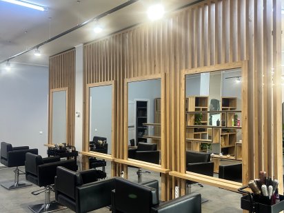 Оренда робочого місця для перукаря Ужгород