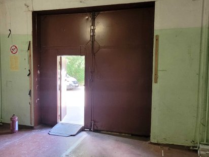 Склад 216 кв.м. 1й поверх, ворота. Київ