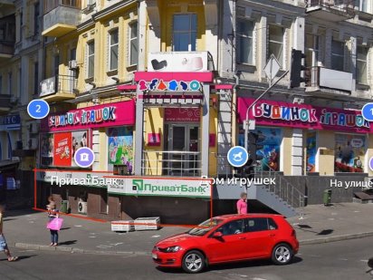 Аренда фасадного помещения в Печерском районе 
100 квадратных метров Київ