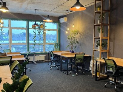 Офіс для команди 12 осіб. Центр міста. Кловська! Безперебійна е/е Киев