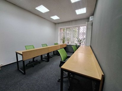 Офіс з генератором,безперебійним інтернетом метро ШУЛЯВСЬКА. (17м.кв.) Київ