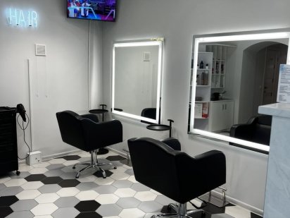 Оренда перукарського крісла Львів