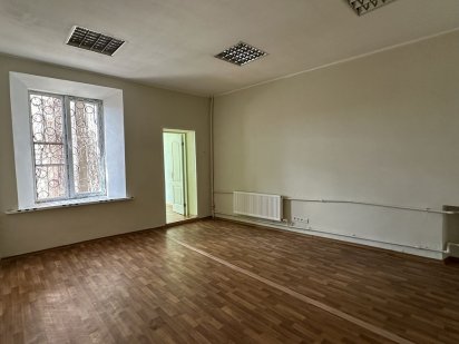 Здам офісне приміщення з 2-х суміжних кімнат у центрі міста (23+12м) Харьков