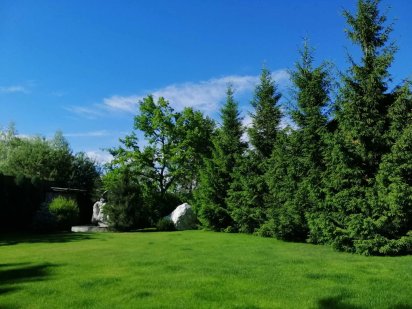 Будинок біля річки Українка