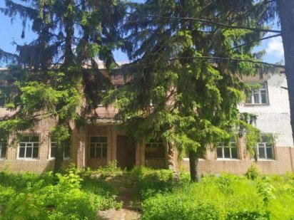 Продам адміністративну будівлю Конотоп