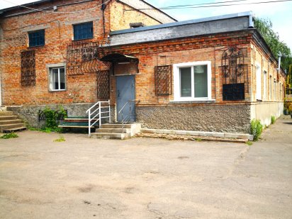 В м. Умань продається складське приміщення 1500 кв.м. Умань