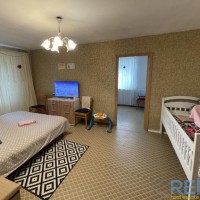 Продам 2-хком на Космонавтов Одесса