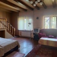 3-х кімнатний будинок з сучасним ремонтом. Житомир