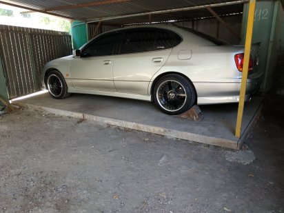 Продам место на автостоянке крытое на Посёлке Одесса