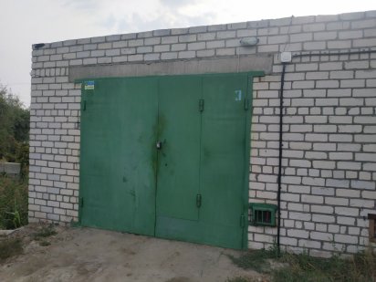ПРОДАМ ГАРАЖ...в Каневе в кооперативе "Таврія" Канев