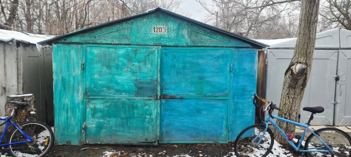 Продам гараж в Кооперативе  Взлёт рынок Восход - фото 1