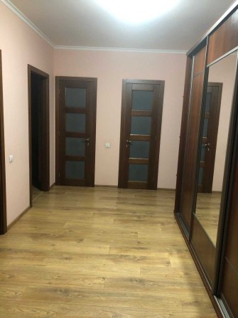 Продам квартиру від ВЛАСНИКА Без КОМІСІЇ в м. Буча вул. Центральна 33В - фото 1