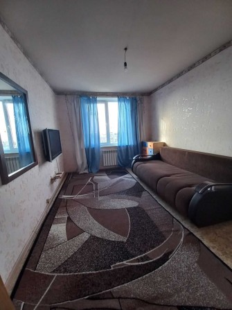 Продам 3х комн.кв.656 м/р Гв.Широнинцев дом 9. Цена 28000 - фото 1