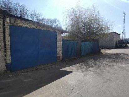 Продам гараж на три авто гк КАСКАД Салтовка  приватизирован та 500 кв. Харків