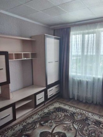 Продам кімнату в гуртожитку (в блоці 4 кімнати) - фото 1