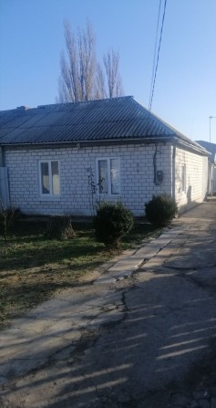 Продам дом в городе Новомосковск. - фото 1