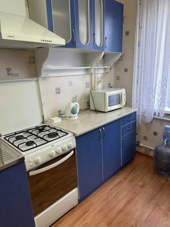 Продам Шикарную 2х.ком. Каменское левый берег 2эт. - фото 1