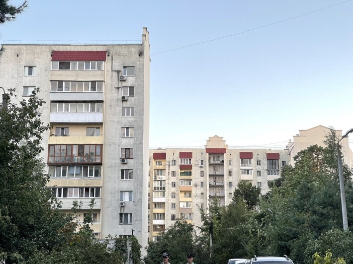 Продам 3х кімнатну квартиру - фото 1