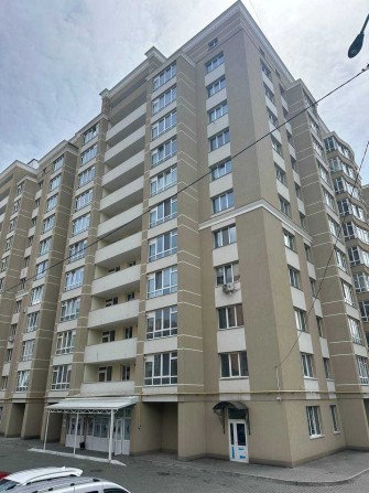 Продаж 2 кімнатної квартири на Виставці - фото 1