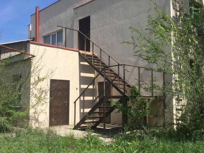 Продам Помещение- 638м2, СТО-124м2, Офис 66м2 Луганск