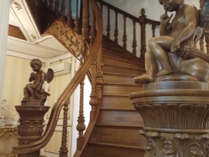 Продам Шикарный ДОМ 410 М2 Ландшафтный Дизайн Копия Ливадийского Дворца В Луганске! Луганськ