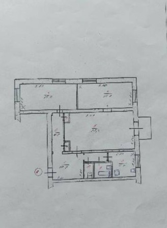 Продам квартиру 3-комнатную с Индивидуальным  Газовым  Отоплением - фото 1