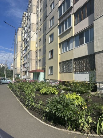 Продам квартиру в Вышгороде - фото 1