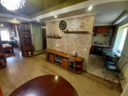 Евро - студия 2 комнатная квартира в Центре ул.Ярослава Мудрого 57 Краматорск