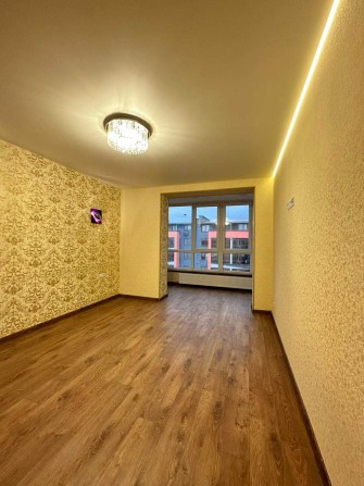 Продаж квартири поруч з парком в Центрі міста з ремонтом  ID: 33578 - фото 1