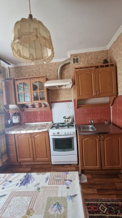 Продаж квартири на м-ві Незалежності, 4й м-н - фото 1