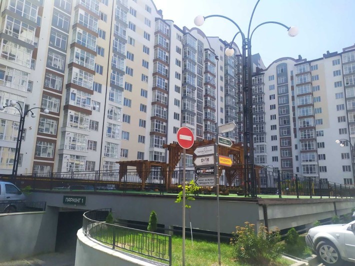 Продаю, ЗДАНУ, 3-кімн., 85м.кв., в районі Центр - фото 1