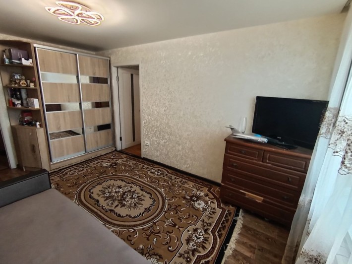 " Продам 2 - кімнатну квартиру - фото 1