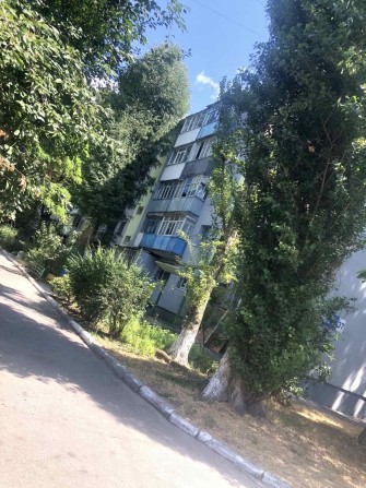 Продам 2 кімнатну квартиру на Молодіжному - фото 1