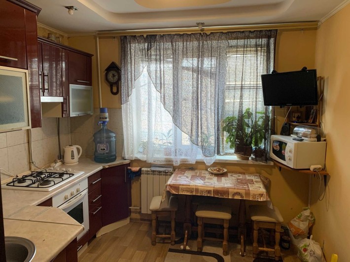 Продам 3-комнатную квартиру улучшенной планировки на 173 квартале - фото 1